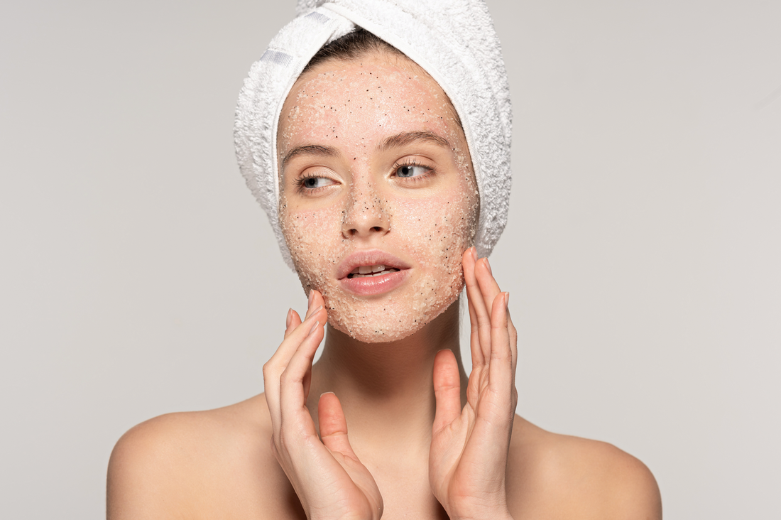 Pourquoi utiliser un exfoliant pour le visage ?